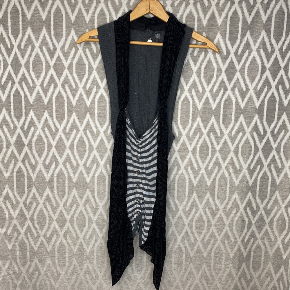 BKE Boutique Vest Multi Media Layered Button Down Tie Back Size: Large